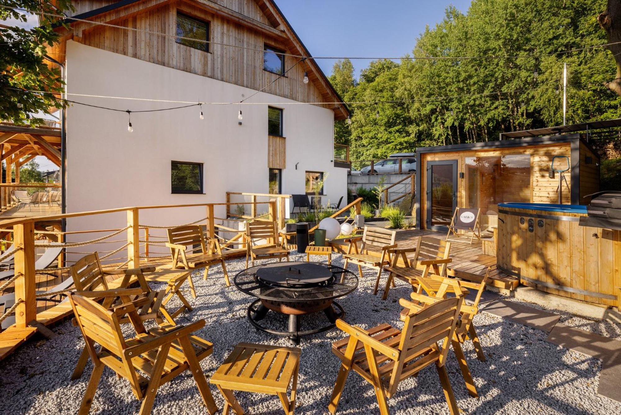 Apartamenty Larice - Podgrzewany Basen, Balia I Sauna Świeradów-Zdrój Dış mekan fotoğraf