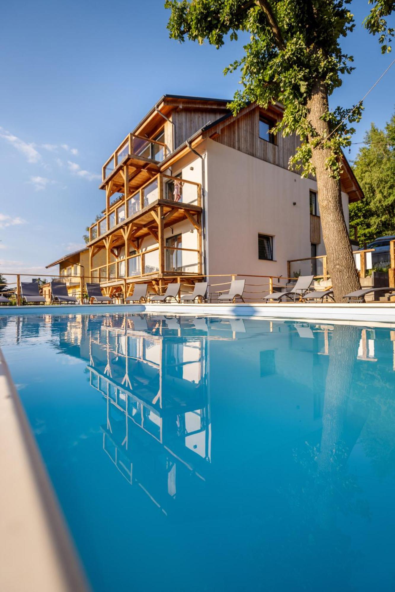 Apartamenty Larice - Podgrzewany Basen, Balia I Sauna Świeradów-Zdrój Dış mekan fotoğraf